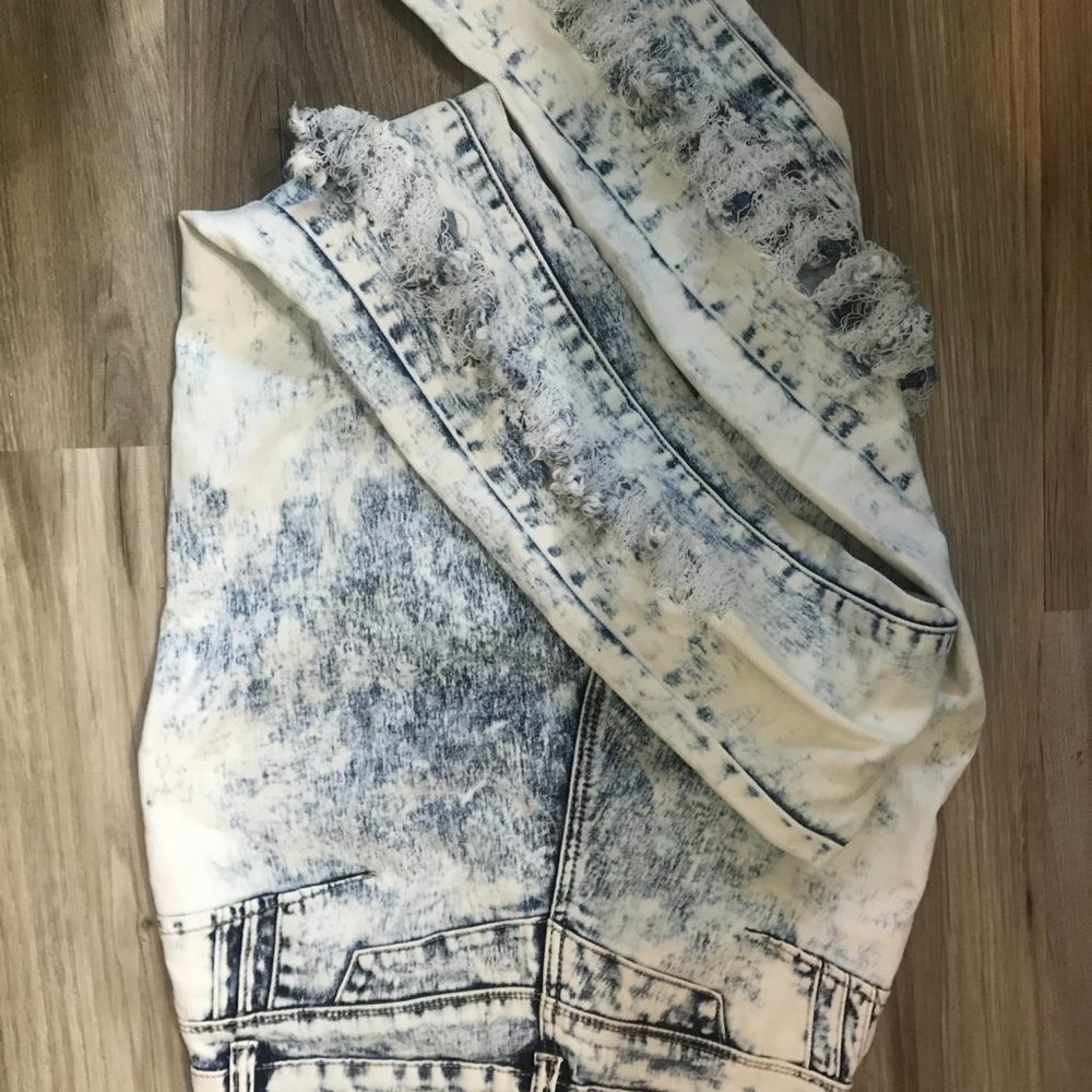Jeans - Picture 2 of 2